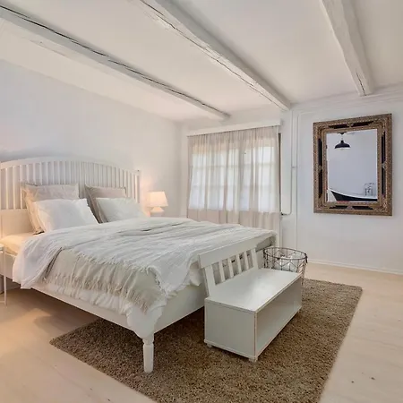 Domacija Pri Momi Daire *