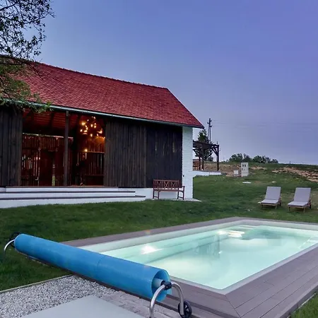 Domacija Pri Momi Daire Krizevci