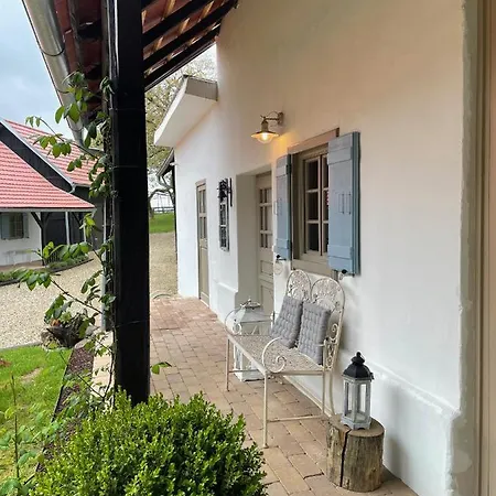 Domacija Pri Momi Appartement Krizevci