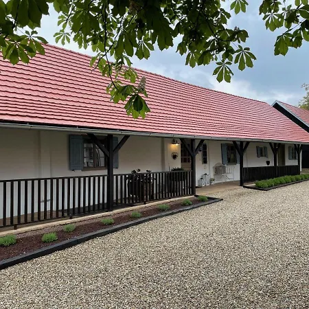 Domacija Pri Momi 公寓 Krizevci