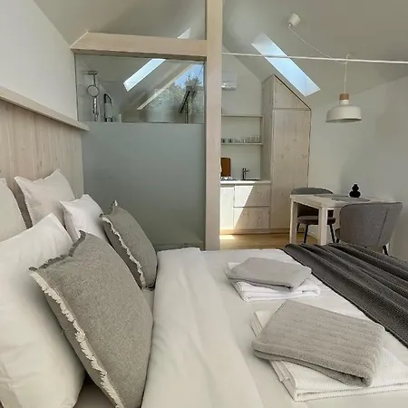 Domacija Pri Momi * Krizevci