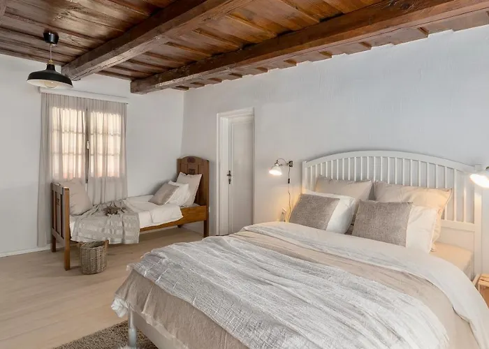 Domacija Pri Momi Apartamento *