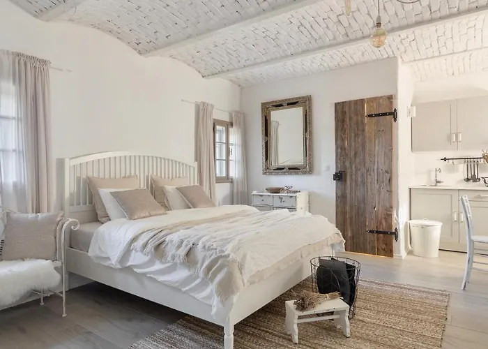 Domacija Pri Momi Apartamento *