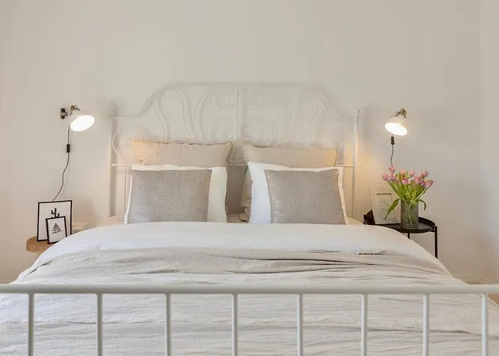 Domacija Pri Momi Apartamento *