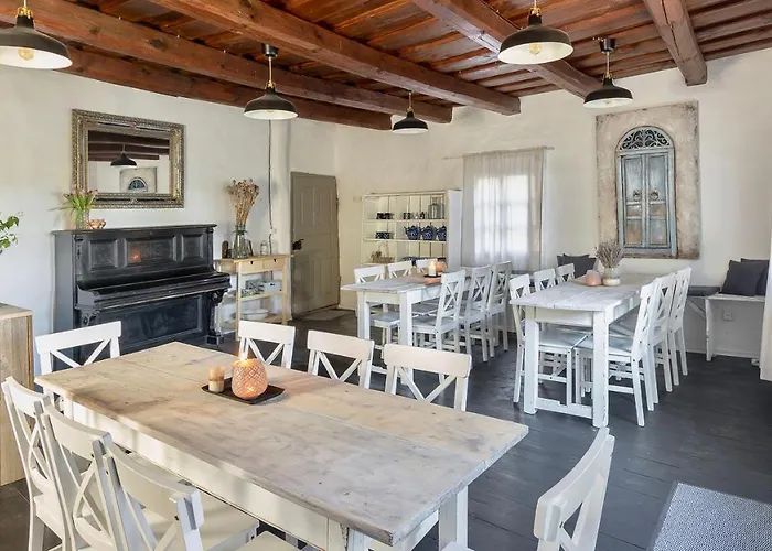 Domacija Pri Momi Apartamento *