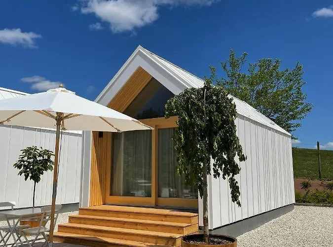 Domacija Pri Momi Apartamento *